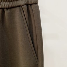 新品 PLoro Piana【新品】秋冬26ss休闲裤金典再次出现,原单订制高品质时尚休闲裤。超级百搭款。独家定制面料, 新品 PLoro Piana【新品】秋冬26ss休闲裤金典再次出现,原单订制高品质时尚休闲裤。超级百搭款。独家定制面料,