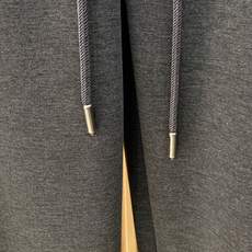 新品 PLoro Piana【新品】秋冬26ss休闲裤金典再次出现,原单订制高品质时尚休闲裤。超级百搭款。独家定制面料, 新品 PLoro Piana【新品】秋冬26ss休闲裤金典再次出现,原单订制高品质时尚休闲裤。超级百搭款。独家定制面料,