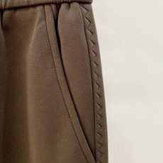 新品 P布鲁提【新品】秋冬26ss休闲裤金典再次出现,原单订制高品质时尚休闲裤。超级百搭款。独家定制面料,挺阔有型,贴身 新品 P布鲁提【新品】秋冬26ss休闲裤金典再次出现,原单订制高品质时尚休闲裤。超级百搭款。独家定制面料,挺阔有型,贴身