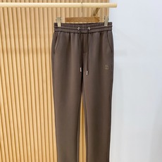新品 P布鲁提【新品】秋冬26ss休闲裤金典再次出现,原单订制高品质时尚休闲裤。超级百搭款。独家定制面料,挺阔有型,贴身 新品 P布鲁提【新品】秋冬26ss休闲裤金典再次出现,原单订制高品质时尚休闲裤。超级百搭款。独家定制面料,挺阔有型,贴身