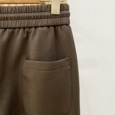 新品 P布鲁提【新品】秋冬26ss休闲裤金典再次出现,原单订制高品质时尚休闲裤。超级百搭款。独家定制面料,挺阔有型,贴身 新品 P布鲁提【新品】秋冬26ss休闲裤金典再次出现,原单订制高品质时尚休闲裤。超级百搭款。独家定制面料,挺阔有型,贴身