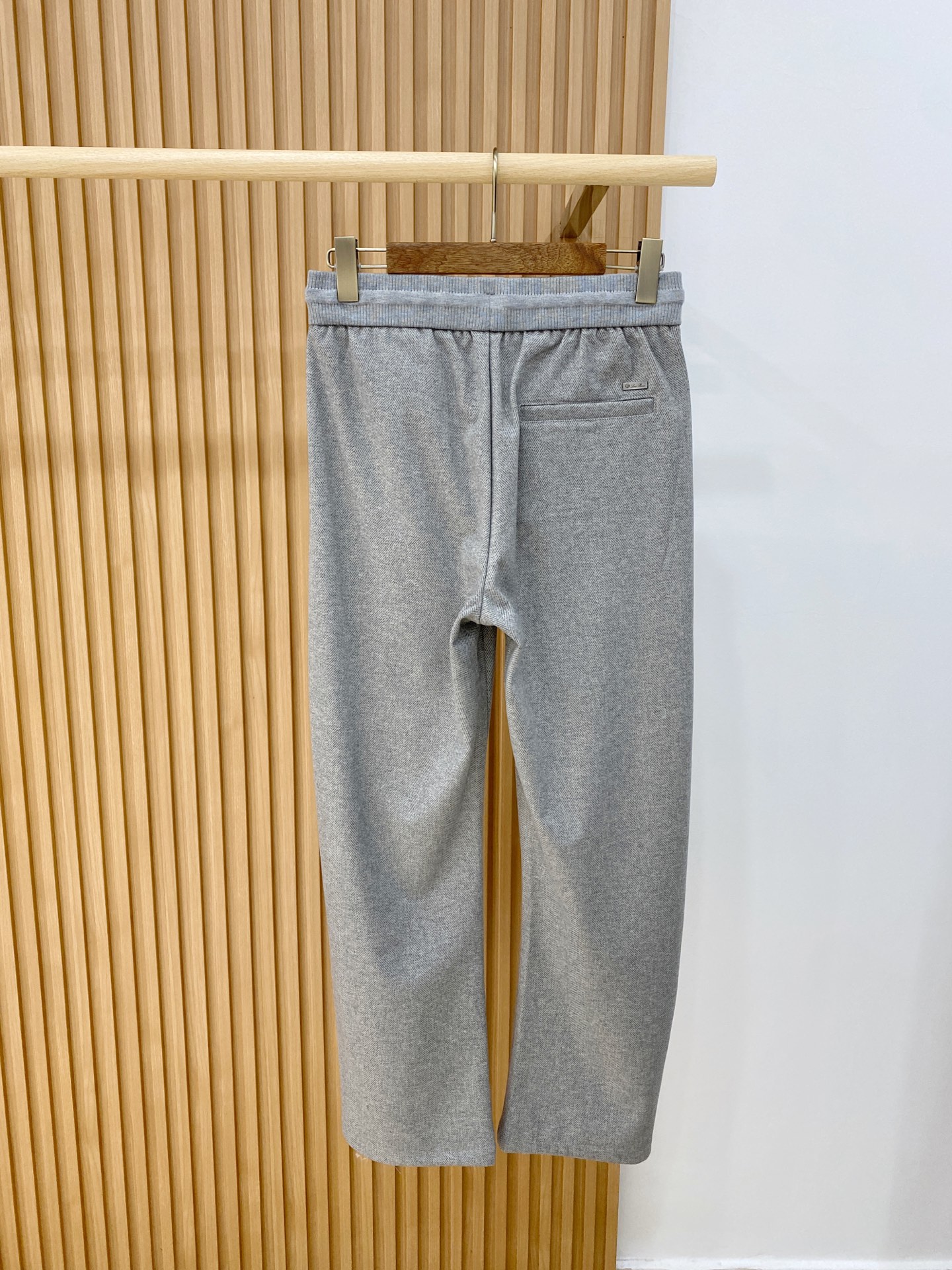新品 PLoro Piana【新品】秋冬26ss休闲裤金典再次出现,原单订制高品质时尚休闲裤。超级百搭款。独家定制面料, 新品 PLoro Piana【新品】秋冬26ss休闲裤金典再次出现,原单订制高品质时尚休闲裤。超级百搭款。独家定制面料,