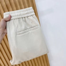 新品 P拉夫劳伦【新品】秋冬26ss休闲裤金典再次出现,原单订制高品质时尚休闲裤。超级百搭款。独家定制面料,挺阔有型,贴 新品 P拉夫劳伦【新品】秋冬26ss休闲裤金典再次出现,原单订制高品质时尚休闲裤。超级百搭款。独家定制面料,挺阔有型,贴