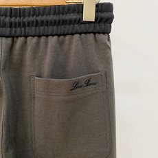 新品 PLoro Piana【新品】秋冬26ss休闲裤金典再次出现,原单订制高品质时尚休闲裤。超级百搭款。独家定制面料, 新品 PLoro Piana【新品】秋冬26ss休闲裤金典再次出现,原单订制高品质时尚休闲裤。超级百搭款。独家定制面料,