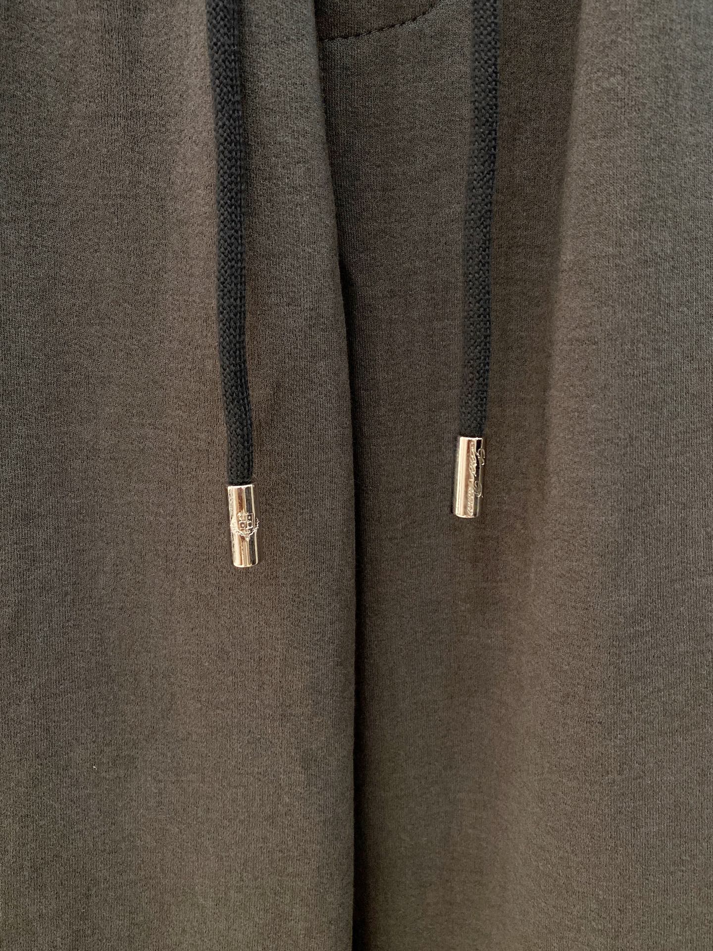 新品 PLoro Piana【新品】秋冬26ss休闲裤金典再次出现,原单订制高品质时尚休闲裤。超级百搭款。独家定制面料, 新品 PLoro Piana【新品】秋冬26ss休闲裤金典再次出现,原单订制高品质时尚休闲裤。超级百搭款。独家定制面料,