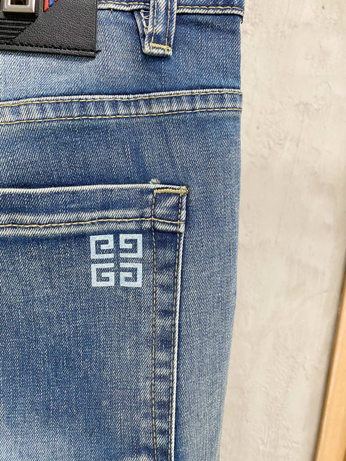 P纪梵希【新品】高端独家发售 26SS四季款超燃炸街系列之最牛仔裤  独家隆重推出  原版定制高端品质面料  定制五金版