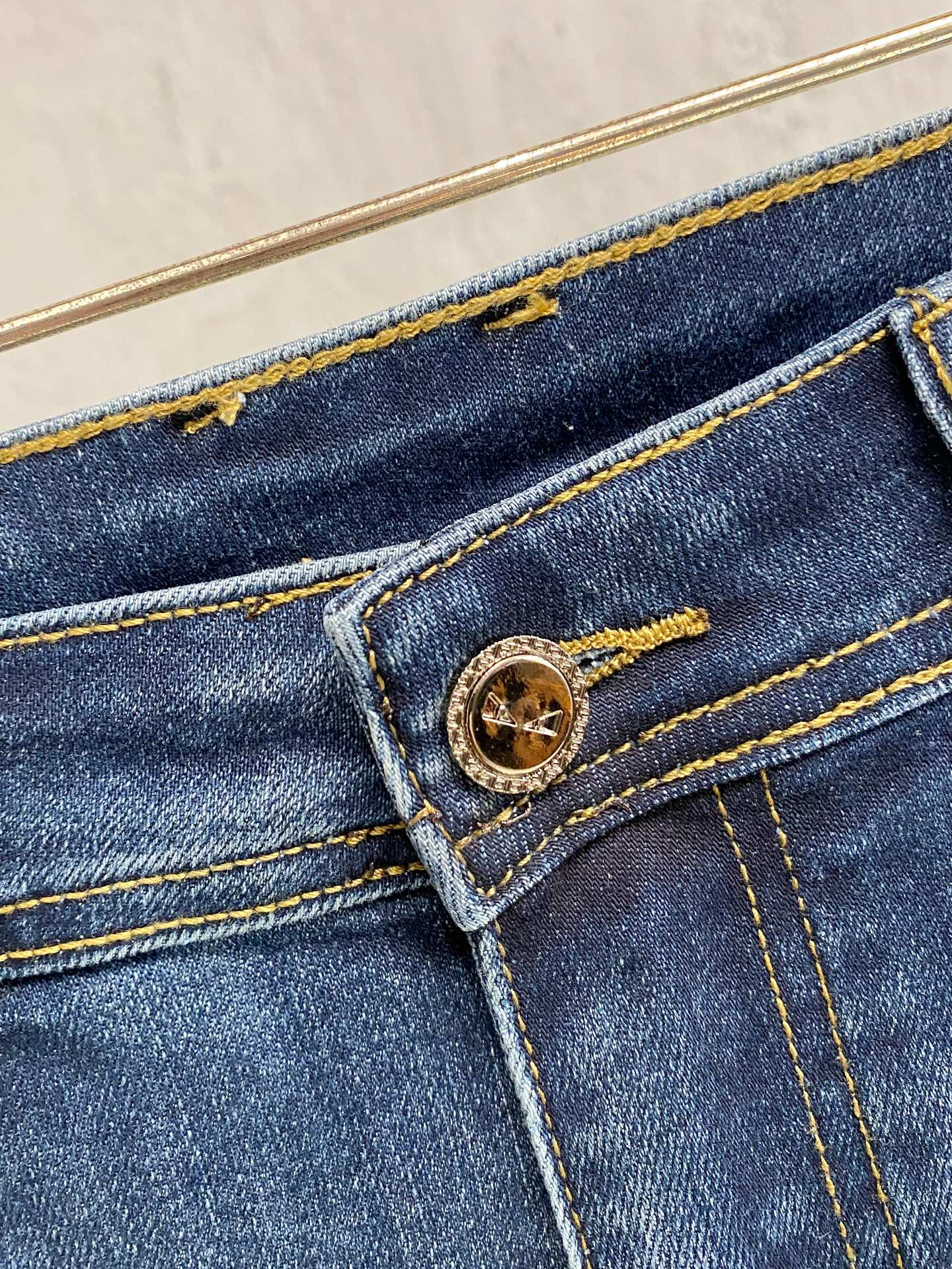 P芬迪【新品】高端独家发售 26SS四季款超燃炸街系列之最牛仔裤  独家隆重推出  原版定制高端品质面料  定制五金版型