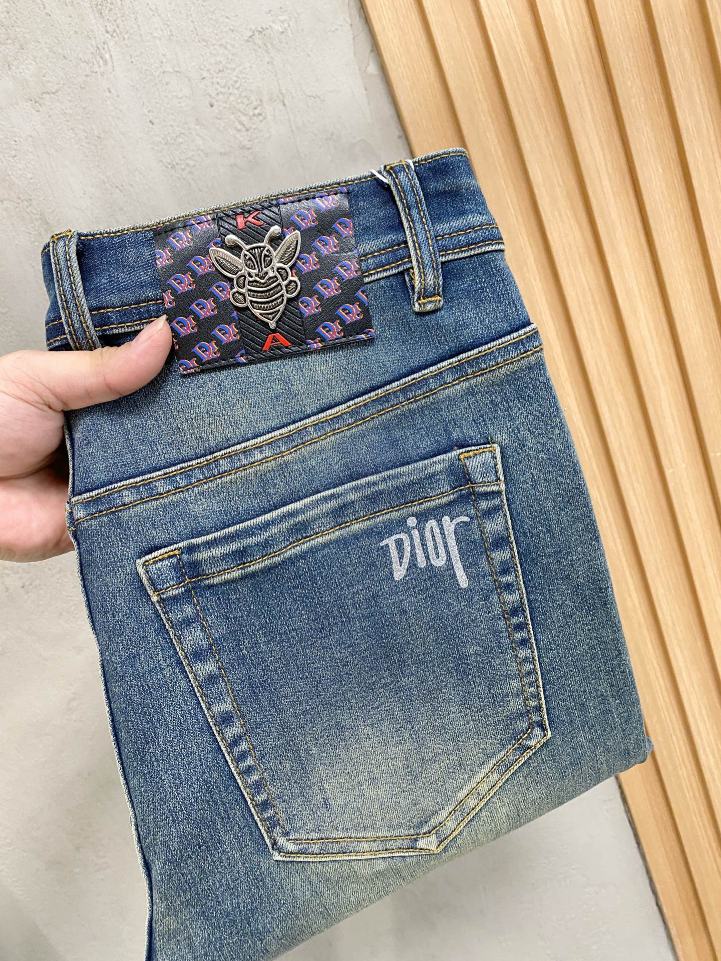P迪奥【新品】高端独家发售 26SS四季款超燃炸街系列之最牛仔裤 独家隆重推出 原版定制高端品质面料 定制五金版型 P迪奥【新品】高端独家发售 26SS四季款超燃炸街系列之最牛仔裤 独家隆重推出 原版定制高端品质面料 定制五金版型