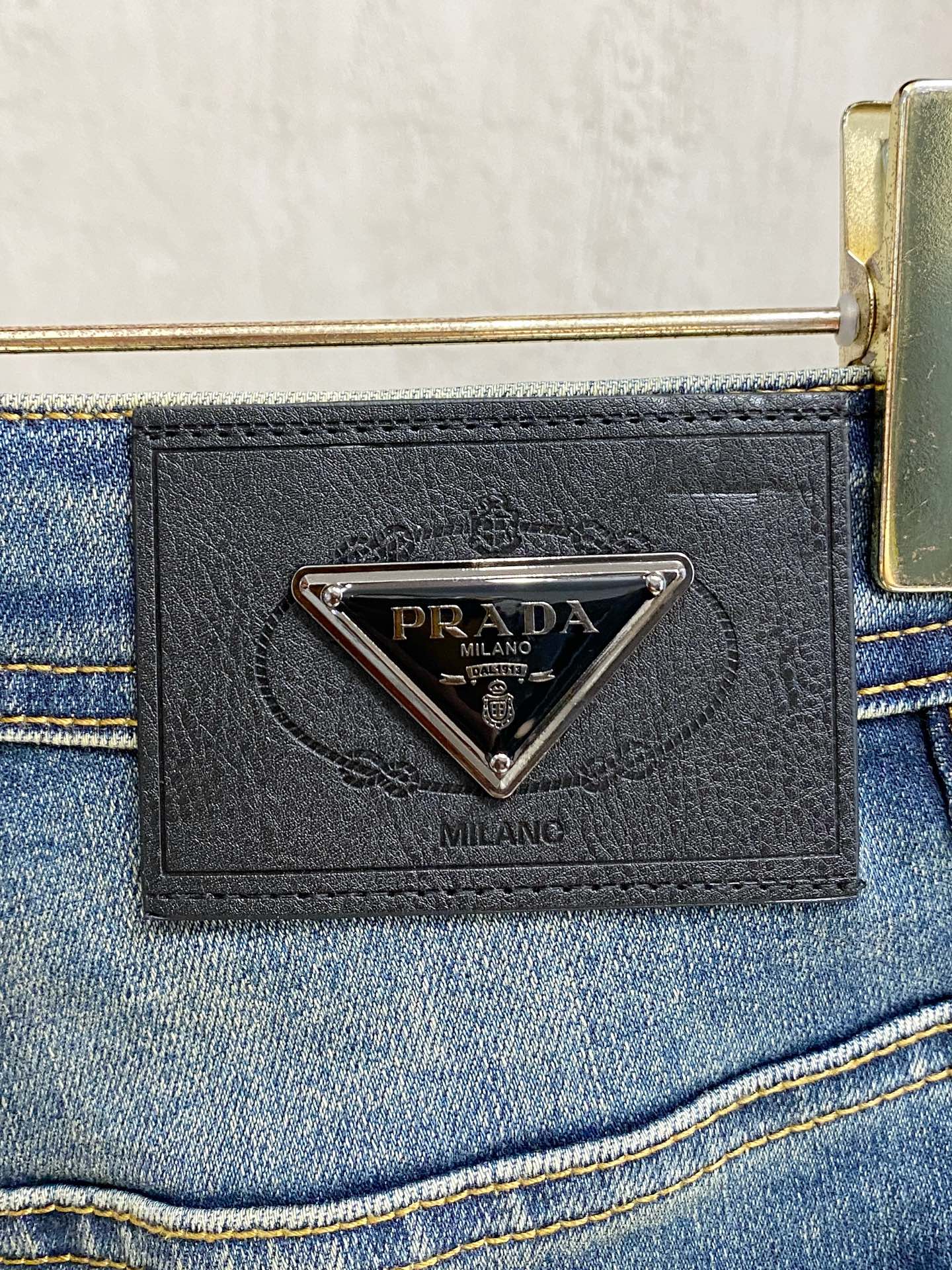 P普拉达【新品】高端独家发售 26SS四季款超燃炸街系列之最牛仔裤  独家隆重推出  原版定制高端品质面料  定制五金版