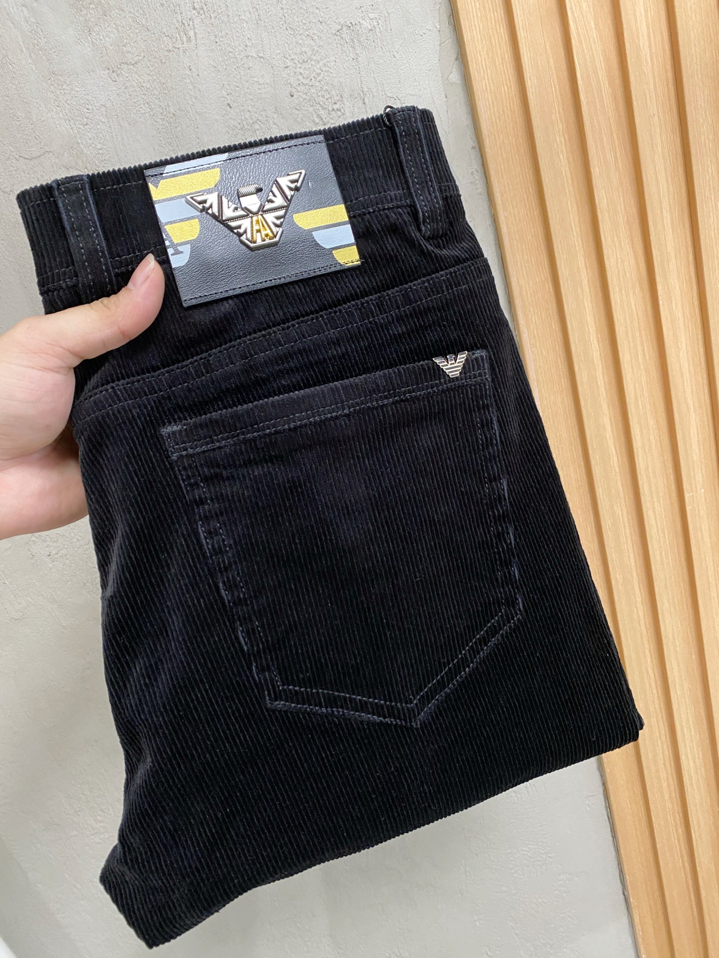 PAmani阿玛尼【新品】高端独家发售 26SS灯芯绒款超燃炸街系列之最牛仔裤 独家隆重推出 原版定制高端品质面料 PAmani阿玛尼【新品】高端独家发售 26SS灯芯绒款超燃炸街系列之最牛仔裤 独家隆重推出 原版定制高端品质面料