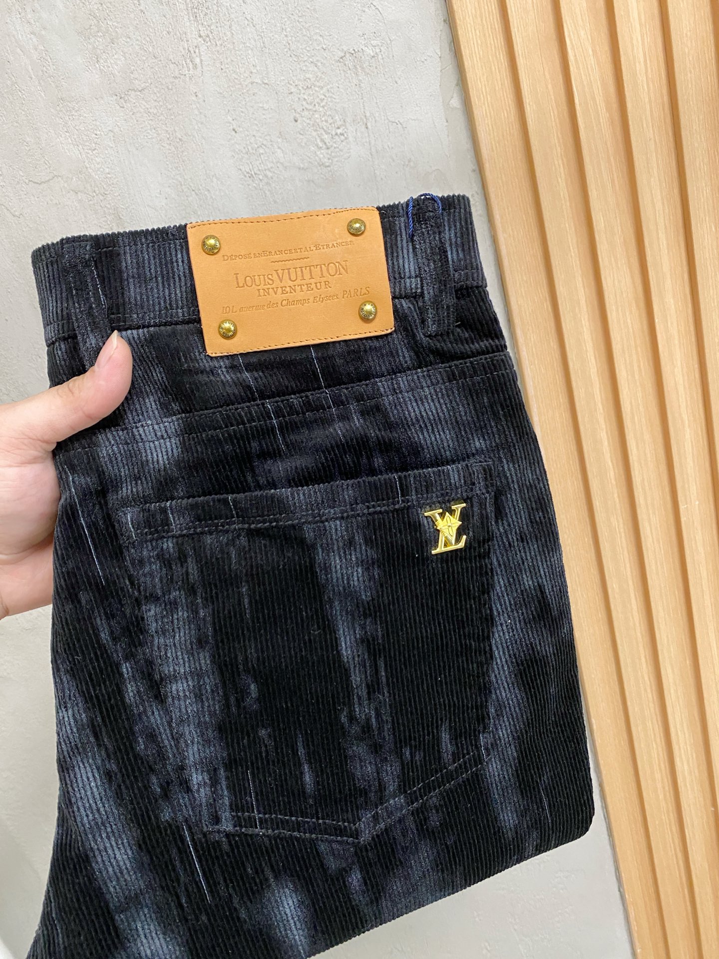 PLV【新品】高端独家发售 26SS灯芯绒款超燃炸街系列之最牛仔裤 独家隆重推出 原版定制高端品质面料 定制五金版 PLV【新品】高端独家发售 26SS灯芯绒款超燃炸街系列之最牛仔裤 独家隆重推出 原版定制高端品质面料 定制五金版