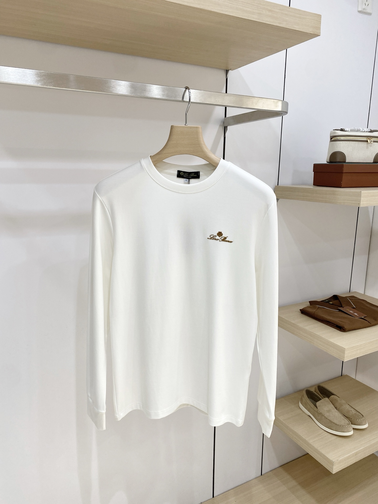 P Lss秋季【新品】新款贸易订单圆领长袖打底衫长袖T恤网红款！上身舒适透气，不僵硬，整体有着丰富的立体感，品质出口订单
