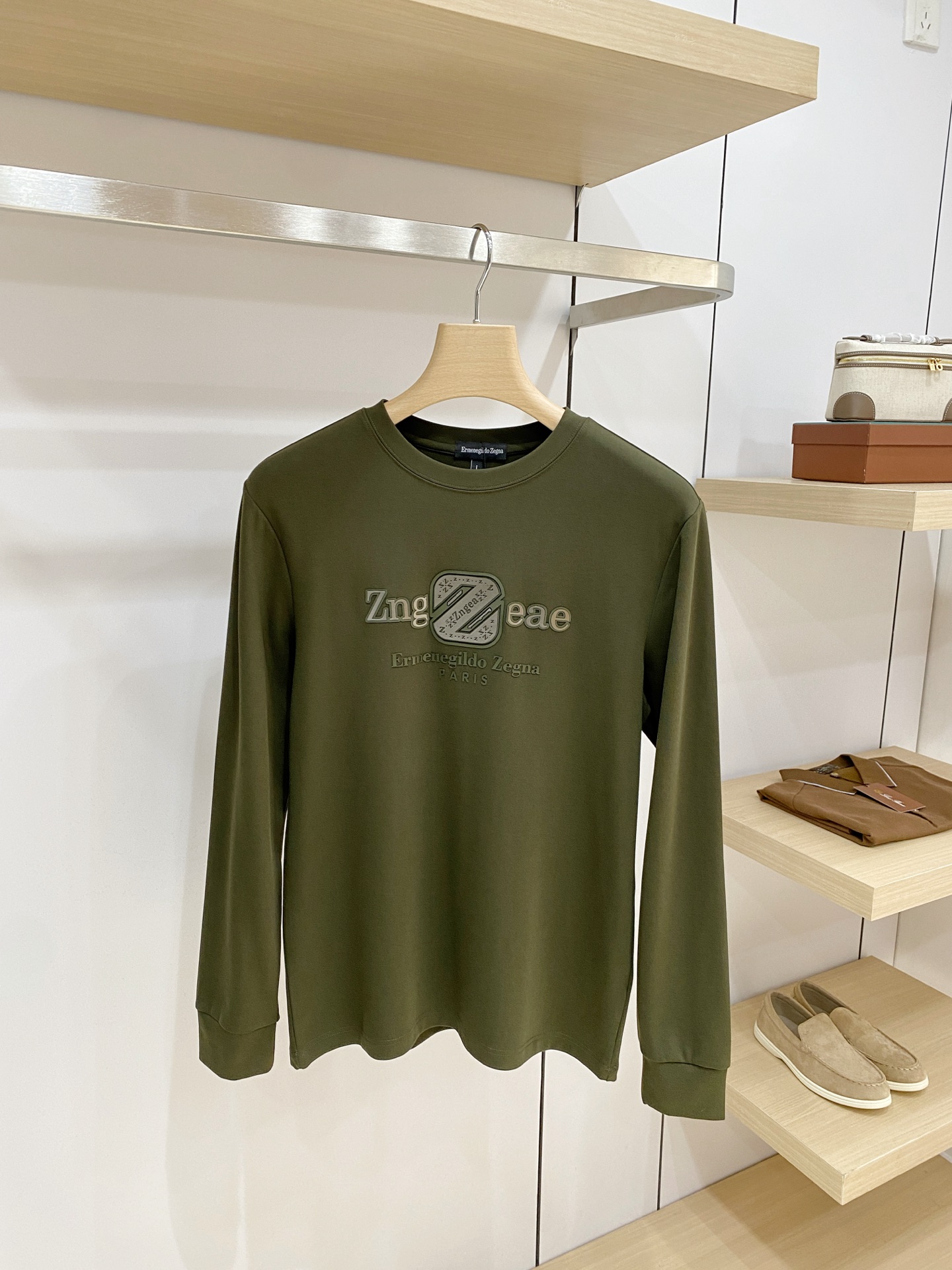 P 杰尼亚26ss秋季【新品】新款贸易订单圆领长袖打底衫长袖T恤网红款！上身舒适透气，不僵硬，整体有着丰富的立体感，品质