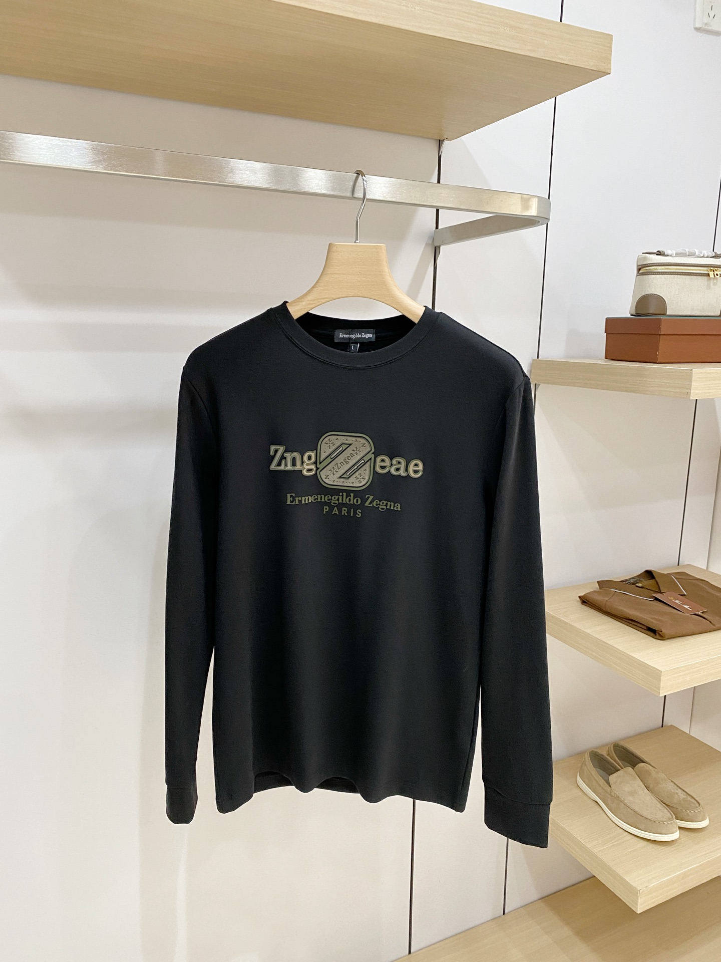 P 杰尼亚26ss秋季【新品】新款贸易订单圆领长袖打底衫长袖T恤网红款！上身舒适透气，不僵硬，整体有着丰富的立体感，品质