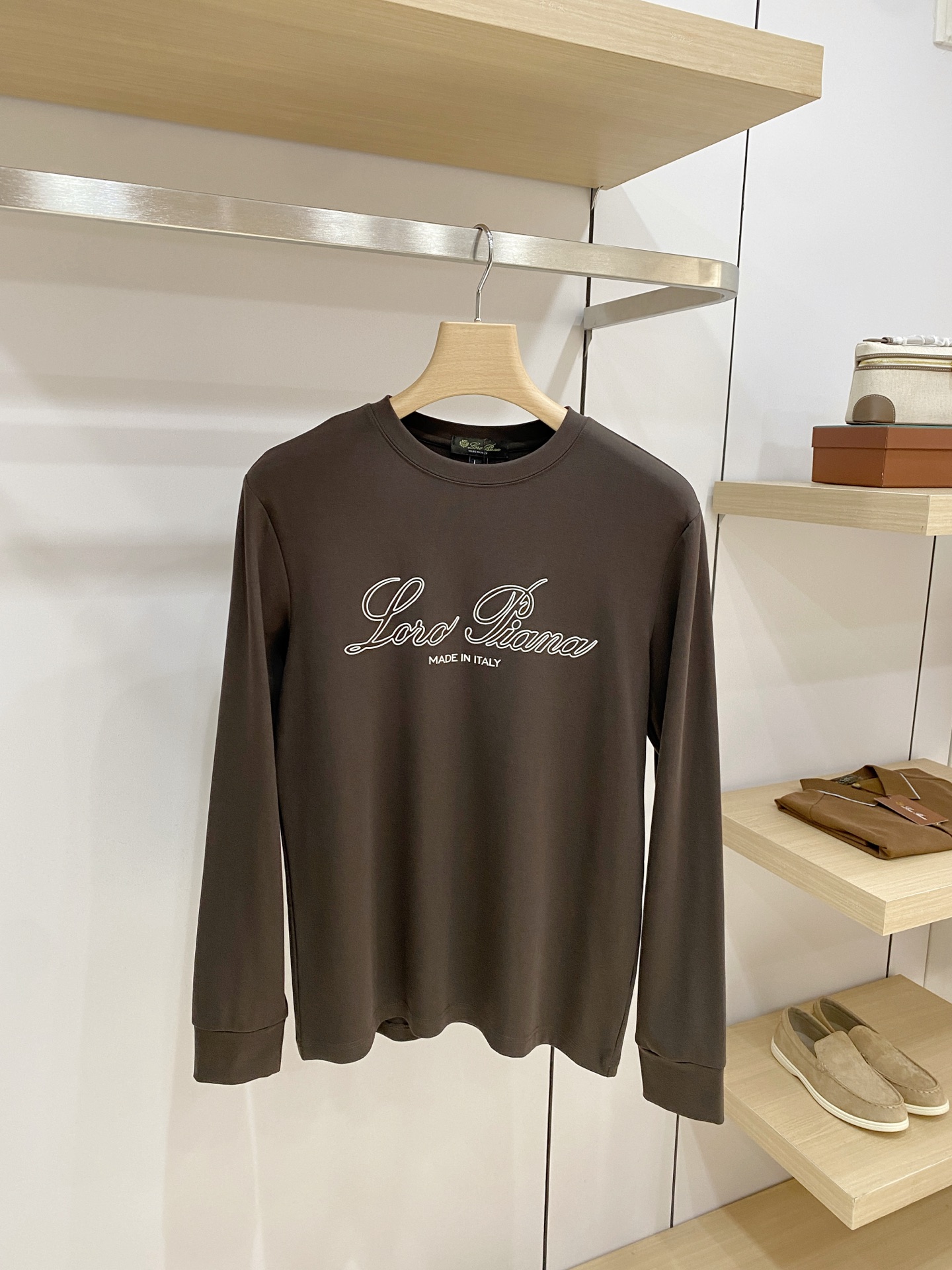 P Lss秋季【新品】新款贸易订单圆领长袖打底衫长袖T恤网红款！上身舒适透气，不僵硬，整体有着丰富的立体感，品质出口订单