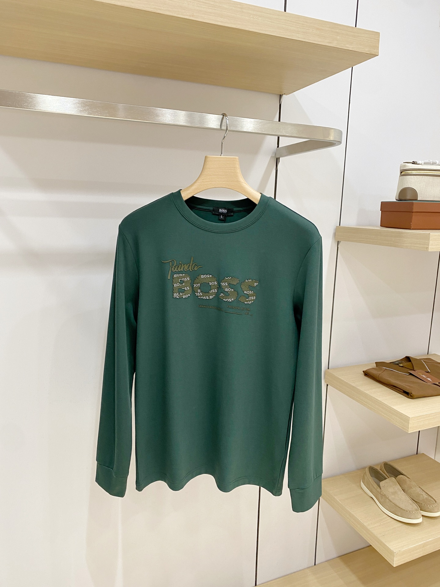 P Boss26ss秋季【新品】新款贸易订单圆领长袖打底衫长袖T恤网红款！上身舒适透气，不僵硬，整体有着丰富的立体感，品