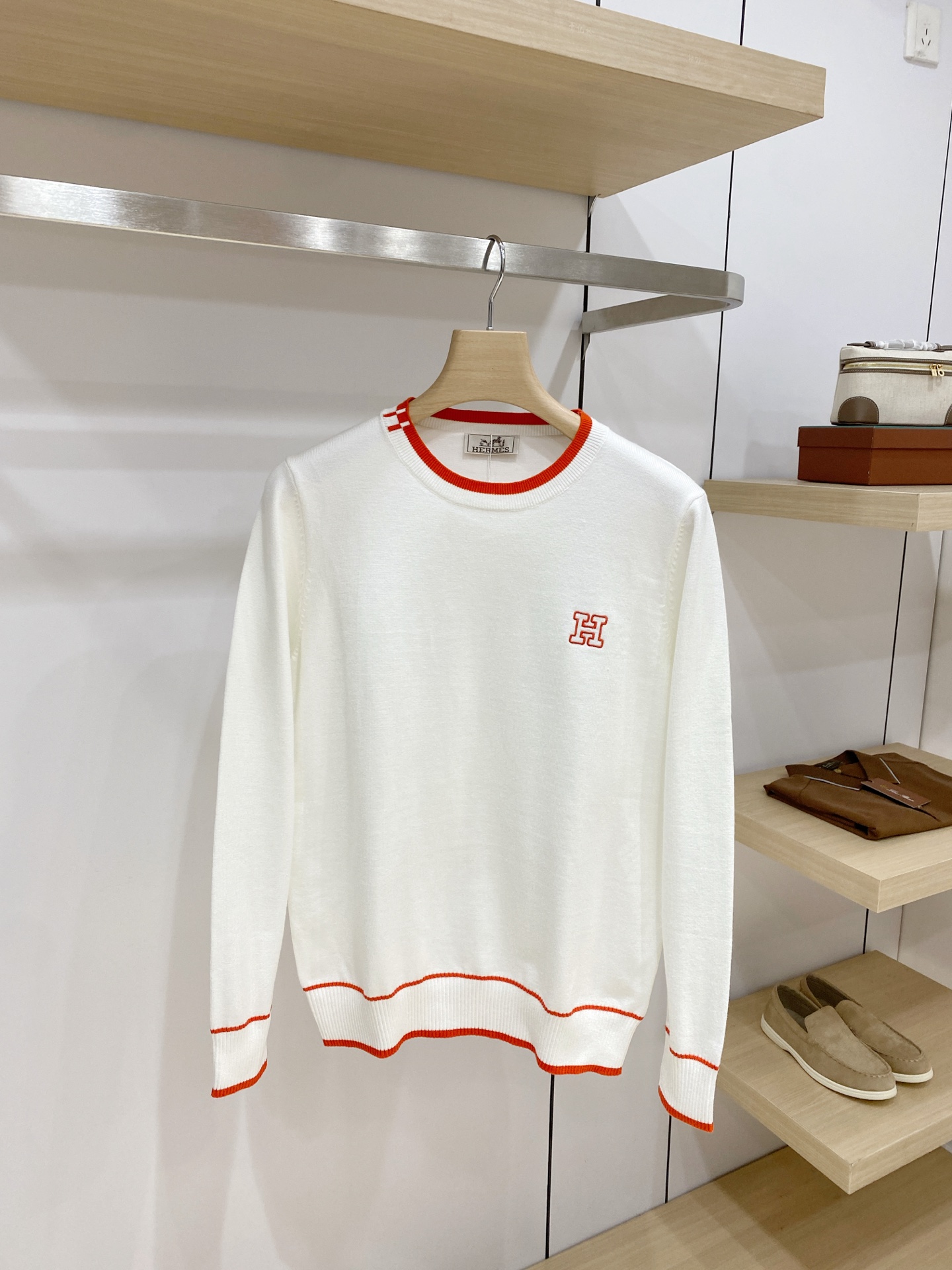 2026 . . Logo . . . . . . . . . . HOLD ​ :M-3XL Hermes Novità Maglia Maglione