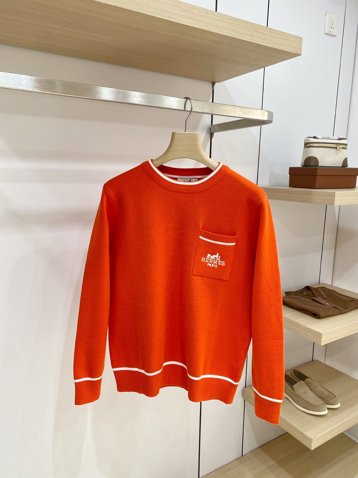 2026 . . Logo . . . . . . . . . . HOLD ​ :M-3XL Hermes Novità Maglia Maglione