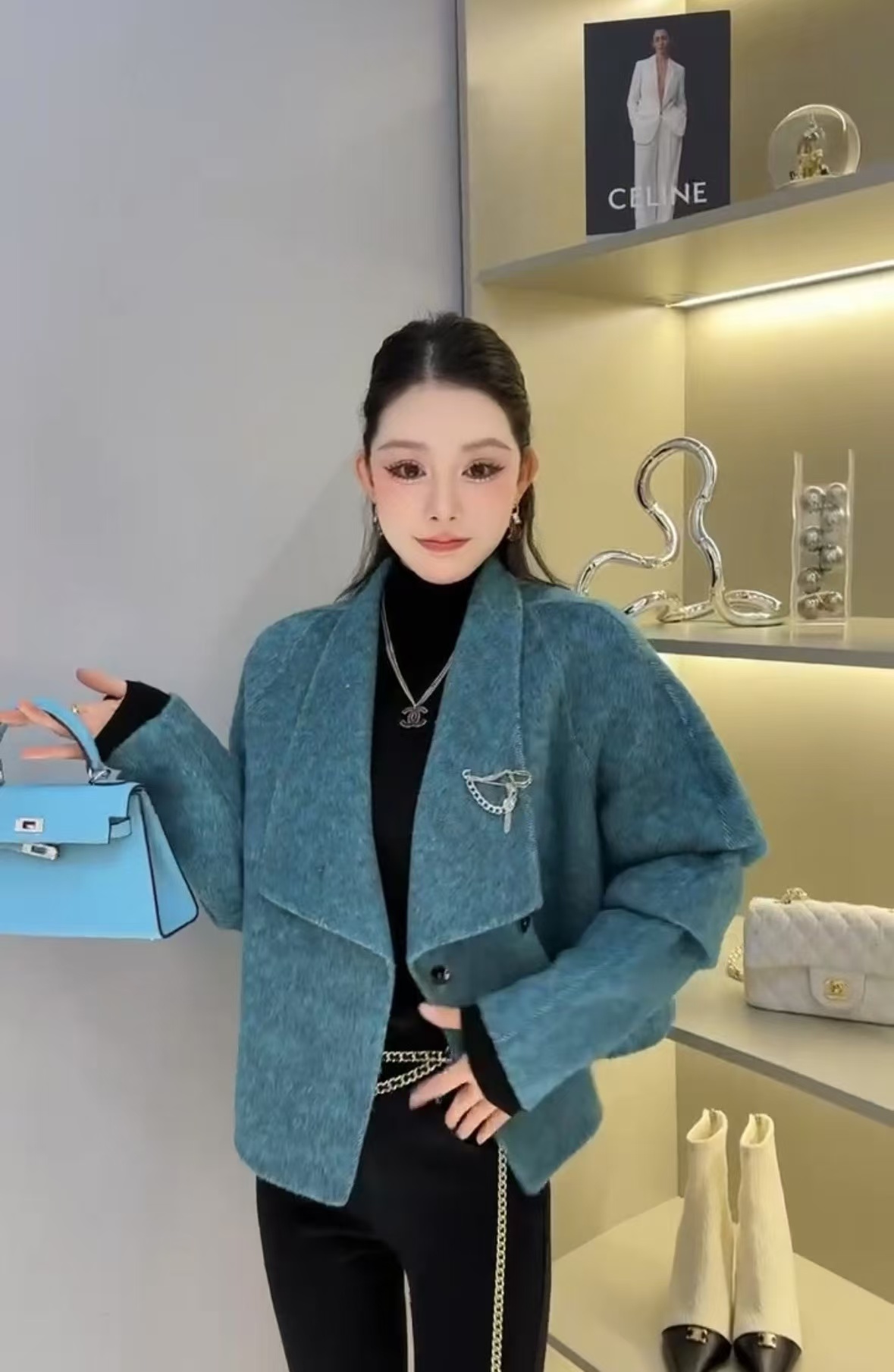 High-End Women’s Outfits: Quality, Fragrance, Colors, Sizes, and Materials - 图片 2