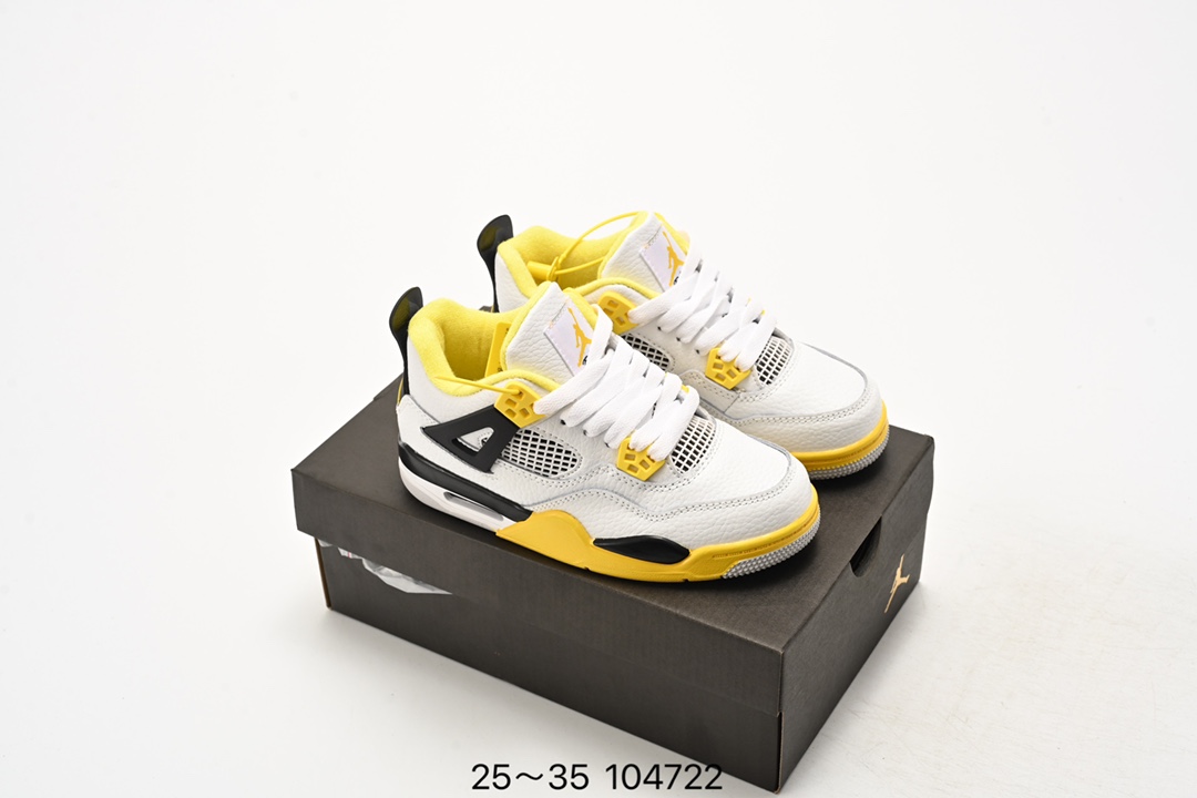 🈴️ 童鞋Nike Air Jordan 4 Retro Se 迈克尔·乔丹AJ4代中帮复古休闲运动文化篮球鞋 将登场的不是白水泥配色,而是一款极其相似的新品。此番,这款鞋子终于迎来发售消息。这款鞋子可以称为绝佳颜值,鞋身以大面积白色呈现,营造简约的视觉氛围。蓝色鞋带孔与中底白蓝,搭配上鞋舌的绿色 Logo,进一步拉升视觉表现。 货号:308497-115 尺码:25~35-选品中心