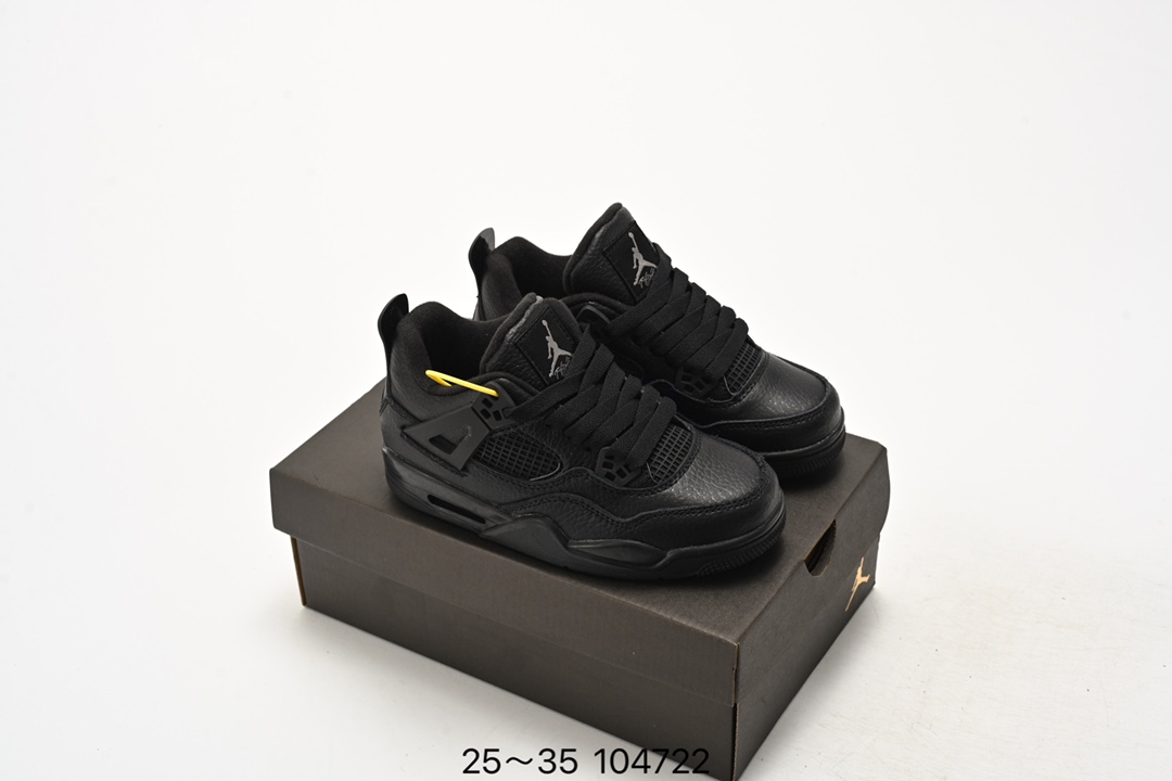 图片[6]-🈴️ 童鞋Nike Air Jordan 4 Retro Se 迈克尔·乔丹AJ4代中帮复古休闲运动文化篮球鞋 将登场的不是白水泥配色，而是一款极其相似的新品。此番，这款鞋子终于迎来发售消息。这款鞋子可以称为绝佳颜值，鞋身以大面积白色呈现，营造简约的视觉氛围。蓝色鞋带孔与中底白蓝，搭配上鞋舌的绿色 Logo，进一步拉升视觉表现。 货号：308497-115 尺码：25～35-选品中心