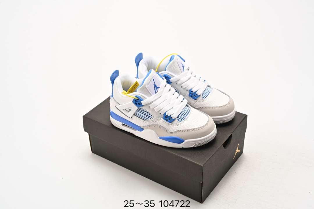 图片[7]-🈴️ 童鞋Nike Air Jordan 4 Retro Se 迈克尔·乔丹AJ4代中帮复古休闲运动文化篮球鞋 将登场的不是白水泥配色，而是一款极其相似的新品。此番，这款鞋子终于迎来发售消息。这款鞋子可以称为绝佳颜值，鞋身以大面积白色呈现，营造简约的视觉氛围。蓝色鞋带孔与中底白蓝，搭配上鞋舌的绿色 Logo，进一步拉升视觉表现。 货号：308497-115 尺码：25～35-选品中心