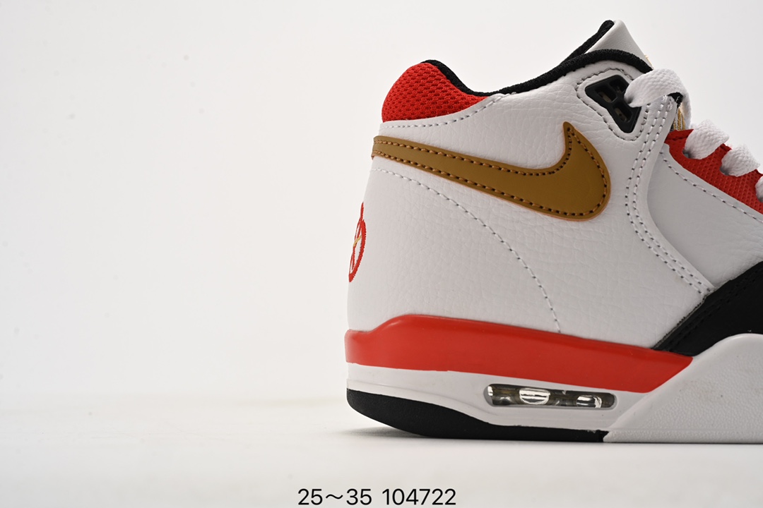 图片[2]-乔丹 Flight 系列气垫篮球鞋25-35 Air Flight Legacy 鞋底采用了与 Air Jordan 4、Air Flight 89 同款，令整体轮廓与这两款经典球鞋颇为相似。后跟的 Nike Air 刺绣也极具复古 OG 风格。-选品中心
