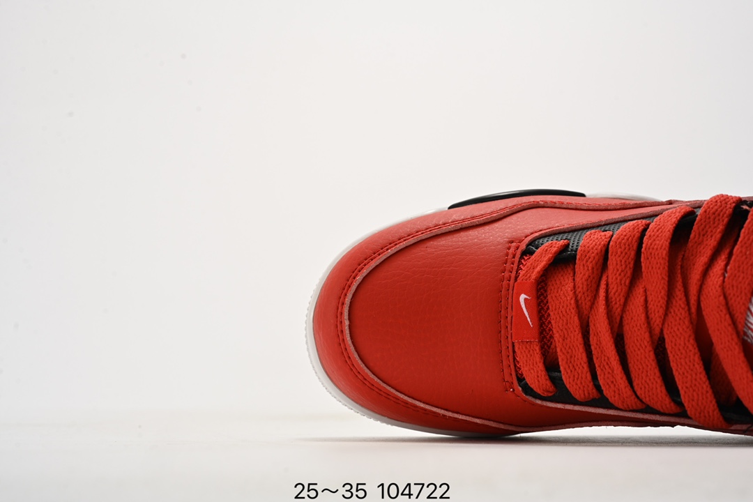 图片[5]-乔丹 Flight 系列气垫篮球鞋25-35 Air Flight Legacy 鞋底采用了与 Air Jordan 4、Air Flight 89 同款，令整体轮廓与这两款经典球鞋颇为相似。后跟的 Nike Air 刺绣也极具复古 OG 风格-选品中心