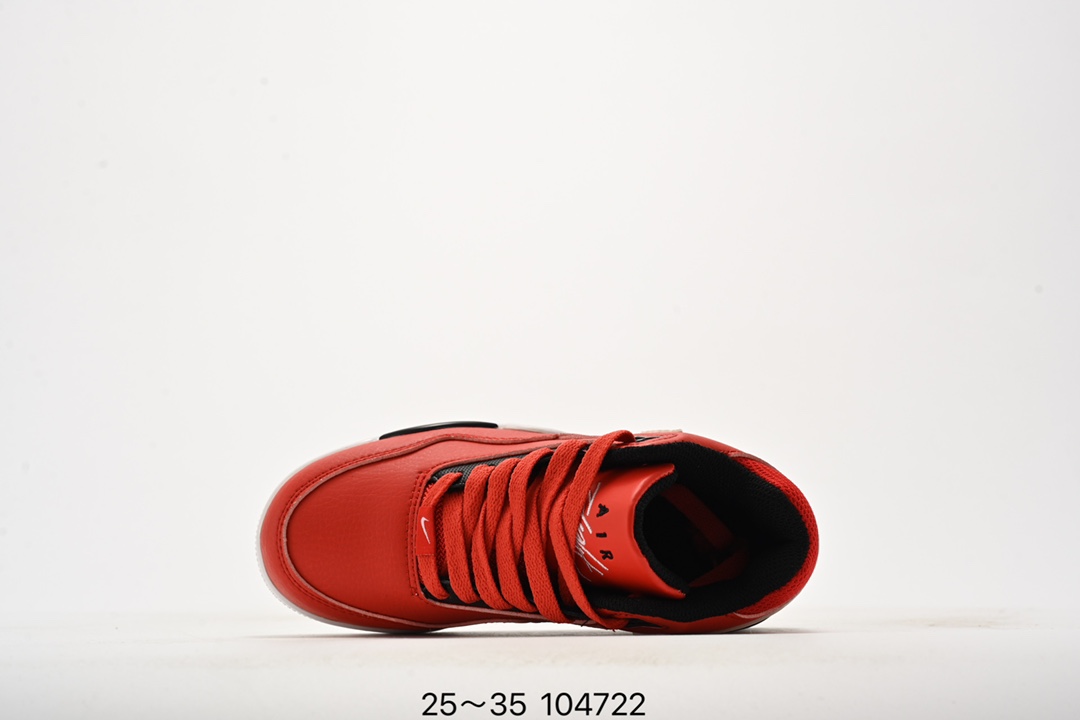 图片[4]-乔丹 Flight 系列气垫篮球鞋25-35 Air Flight Legacy 鞋底采用了与 Air Jordan 4、Air Flight 89 同款，令整体轮廓与这两款经典球鞋颇为相似。后跟的 Nike Air 刺绣也极具复古 OG 风格-选品中心