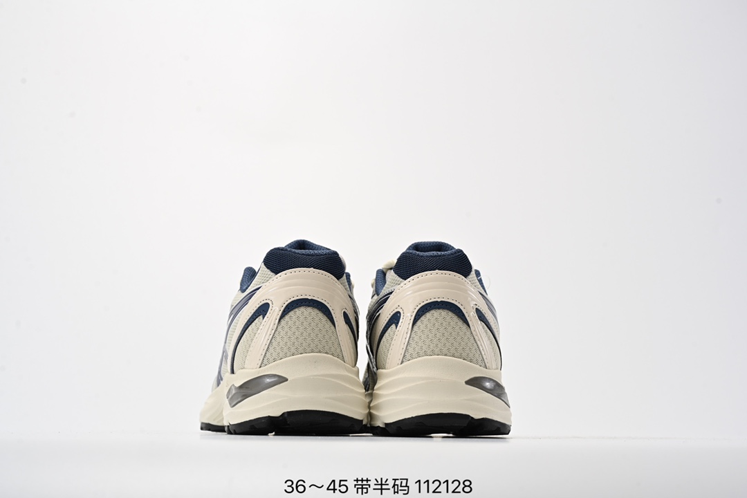 💰180
公司级✅亚瑟士Asics Gel-Flux Cn运动休闲透气专业跑
鞋 进口双层丝纤维工程网布鞋面 轻量舒适透
•气材质中底3D可视GEL缓震胶效果 升級FLYTE
FOAM BLAST全新援震中底
部位科技材质
尺码：36～45带半码
编号：112128