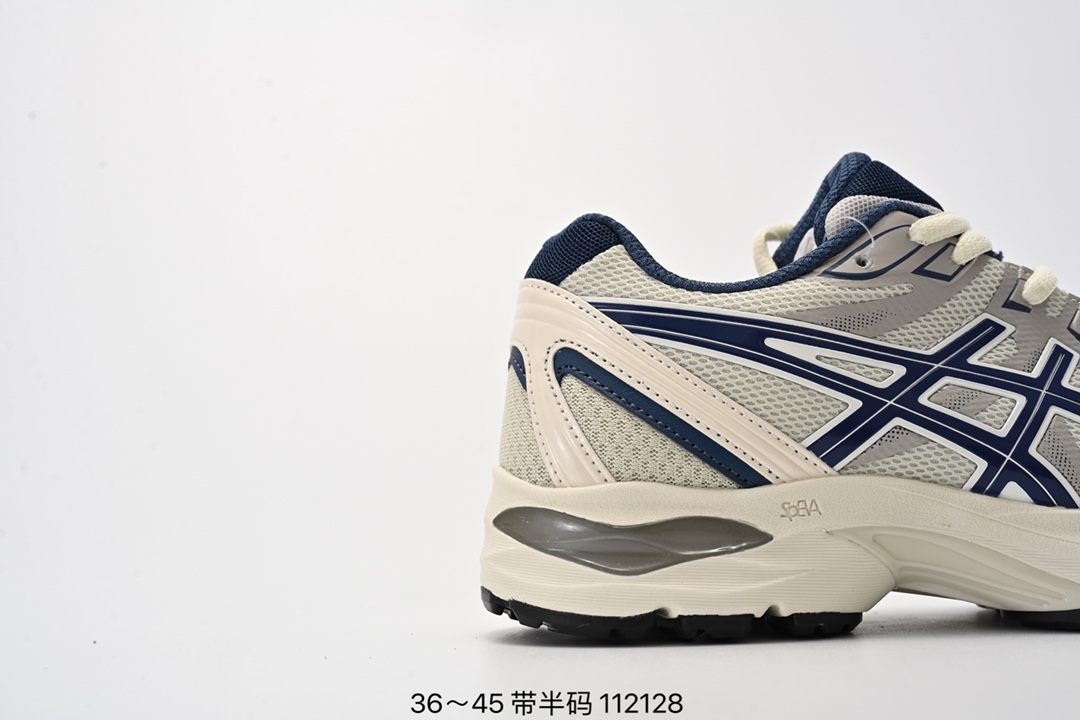 💰180
公司级✅亚瑟士Asics Gel-Flux Cn运动休闲透气专业跑
鞋 进口双层丝纤维工程网布鞋面 轻量舒适透
•气材质中底3D可视GEL缓震胶效果 升級FLYTE
FOAM BLAST全新援震中底
部位科技材质
尺码：36～45带半码
编号：112128