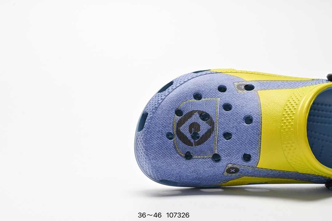 💰170
卡骆驰Crocs Echo Clog沙滩室内外穿搭休闲涉水洞洞鞋凉拖鞋 

码数：36 37 38 39 40 41 42 43 44 45 46
编号：107326