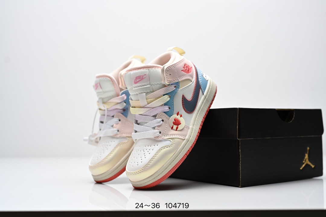 图片[3]-集合图 童鞋 Air Jordan 1 Mid SE AJ1乔丹中帮篮球鞋 红豆奶茶拼接原装原模大底 全鞋原厂定制皮料，手感细腻正确折边工艺 完美细节诠释 货号：DO7440-821 尺码：如图所示-选品中心