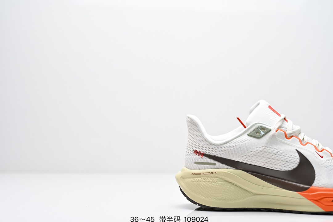 💰160
Nike「飞马新鞋」触感柔软，质感升级！随着“耐克「蓝图」系列”在巴黎的盛大发布，全新一代 登月41代 Nike Pegasus 41也正式登场啦！Nike Pegasus 41采用了全掌ReactX泡绵中底，前掌和后跟还配备了Air Zoom气垫单元，据说跑起来更快更舒适哦！这次最大的升级点，就是飞马系列首次引入了ReactX泡绵，听说相比React泡绵，能量回馈提升了整整13%哦！
货号：FD2722
编码：109024