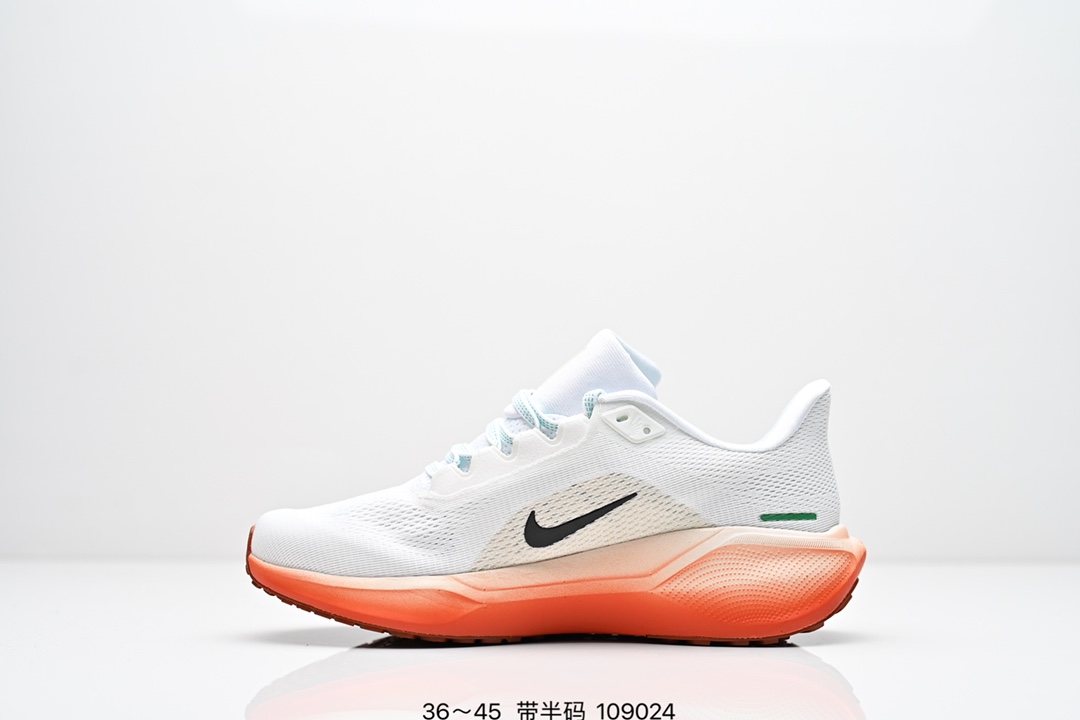 💰160
Nike「飞马新鞋」触感柔软，质感升级！随着“耐克「蓝图」系列”在巴黎的盛大发布，全新一代 登月41代 Nike Pegasus 41也正式登场啦！Nike Pegasus 41采用了全掌ReactX泡绵中底，前掌和后跟还配备了Air Zoom气垫单元，据说跑起来更快更舒适哦！这次最大的升级点，就是飞马系列首次引入了ReactX泡绵，听说相比React泡绵，能量回馈提升了整整13%哦！
货号：FD2722
编码：109024