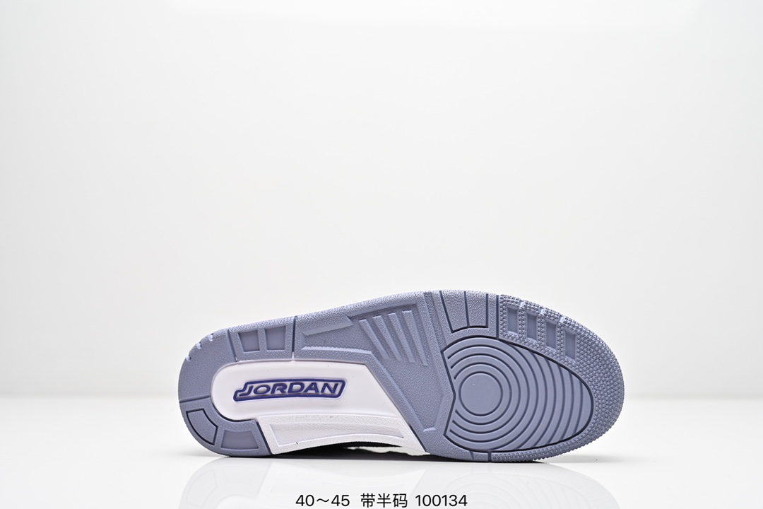 💰210
Air Jordan Legacy 312 高帮 AJ312 乔丹312代 aj312 乔312 高邦 白粉 乔丹篮球鞋系列 号称 “最强三合一” 的 Jordan Legacy 312,自然有着杂交结合的设计,它的名字就展现出它所包含的鞋款元素,312 分别对应了 Air Jordan 3、Air Jordan 1 和 Air Trainer 2,将这三双经典又有不俗人气的鞋款融合,“最强三合一” 的名称由此得来!货号:AV3922-101/013/157/102 DR8486-101DO7441-401 DQ5347-141 AT4040-106尺码:如图所示
编码:100134