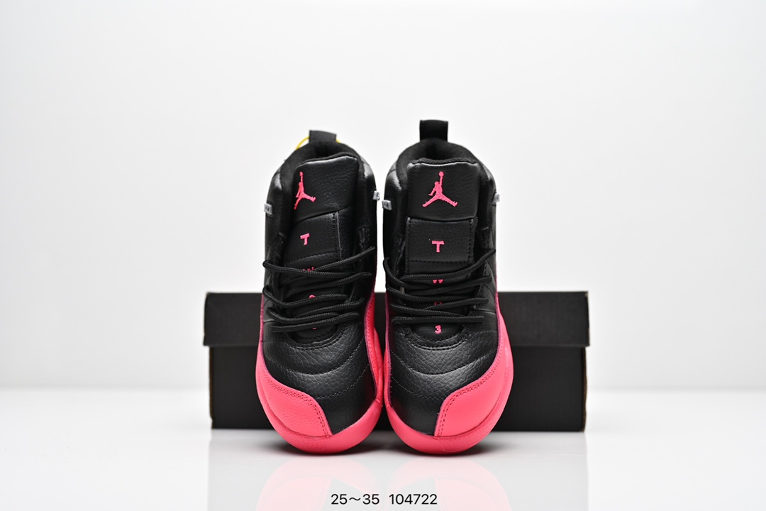 图片[8]-童鞋耐克 AJ 乔丹12代 Nike Air Jordan 12 Retro 篮球鞋复刻男子运动鞋 重现设计师汀克·哈特菲尔德广受赞誉的 1996 年鞋款设计，后者率先将 Zoom Air 缓震配置引入经典系列。鞋面采用优质材料，打造当季潮流风范。 优质材质组合鞋面，实现出色耐穿性 泡绵中底搭载全掌型 Zoom Air 缓震配置，塑就出众回弹的缓震效果 碳纤维稳定片 橡胶外底 货号：CT8013 尺码：童鞋-选品中心