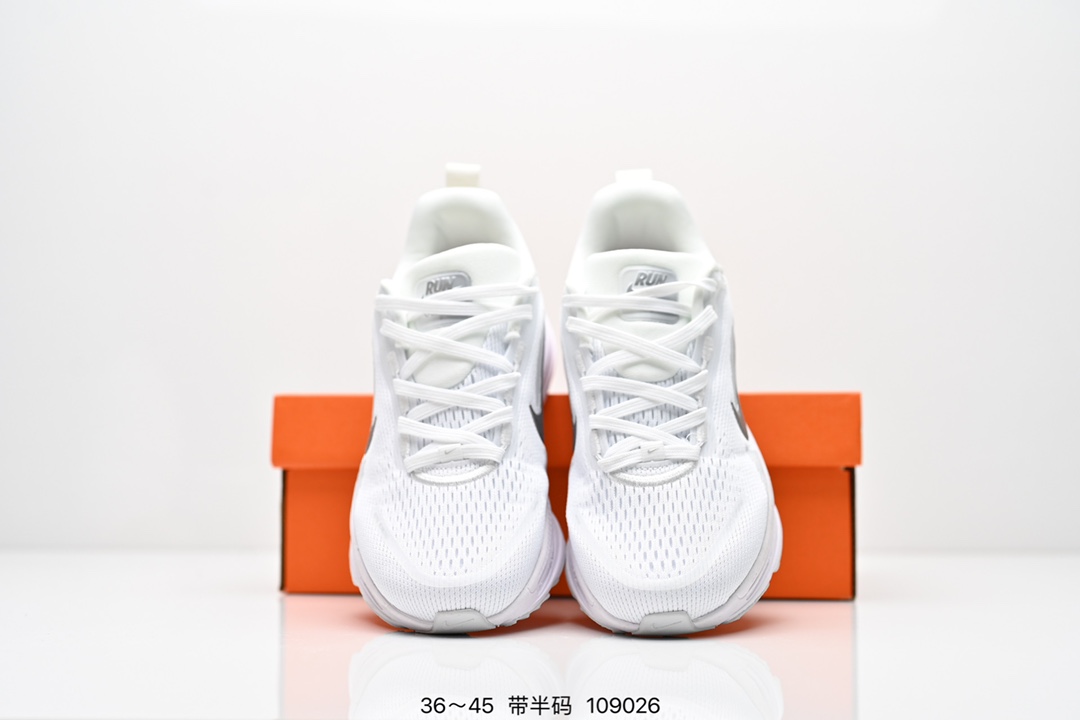 💰170
Nike VOMERO 18 耐克 舒适减震防滑 低帮跑步鞋
全掌ReactX泡绵中底 前掌和后跟还配备了Air Zoom气垫单元 据说跑起来更快更舒适哦 这次最大的升级点 首次引入了ReactX泡绵
货号:HM6803-001
尺码:如图
ID:109026