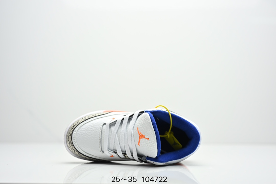 图片[5]-童鞋Air Jordan 3 Retro 复刻白水泥 AJ3 乔丹3代 aj3 乔3 经典复刻白水泥 乔丹篮球鞋系列 鞋身以白色为主调，采用优质皮革材质搭配鞋头及后跟处的经典元素爆裂纹，搭配灰色外底，简约而不失活力，纯色鞋身也很好地渲染了其不凡的质感。至于细节，该鞋款后跟处的Jumpman Logo同样采用黑色打造，鞋口及鞋面则添加了透气孔设计，更适合炎热的夏日。 货号：DN3707-100 尺码：如图所示-选品中心