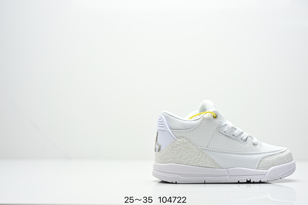 图片[2]-童鞋Air Jordan 3 Retro 复刻白水泥 AJ3 乔丹3代 aj3 乔3 经典复刻白水泥 乔丹篮球鞋系列 鞋身以白色为主调，采用优质皮革材质搭配鞋头及后跟处的经典元素爆裂纹，搭配灰色外底，简约而不失活力，纯色鞋身也很好地渲染了其不凡的质感。至于细节，该鞋款后跟处的Jumpman Logo同样采用黑色打造，鞋口及鞋面则添加了透气孔设计，更适合炎热的夏日。 货号：DN3707-100 尺码：如图所示-选品中心