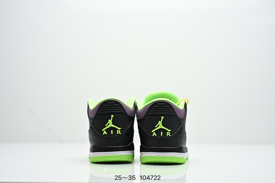 图片[7]-童鞋Air Jordan 3 Retro 复刻白水泥 AJ3 乔丹3代 aj3 乔3 经典复刻白水泥 乔丹篮球鞋系列 鞋身以白色为主调，采用优质皮革材质搭配鞋头及后跟处的经典元素爆裂纹，搭配灰色外底，简约而不失活力，纯色鞋身也很好地渲染了其不凡的质感。至于细节，该鞋款后跟处的Jumpman Logo同样采用黑色打造，鞋口及鞋面则添加了透气孔设计，更适合炎热的夏日。 货号：DN3707-100 尺码：如图所示-选品中心