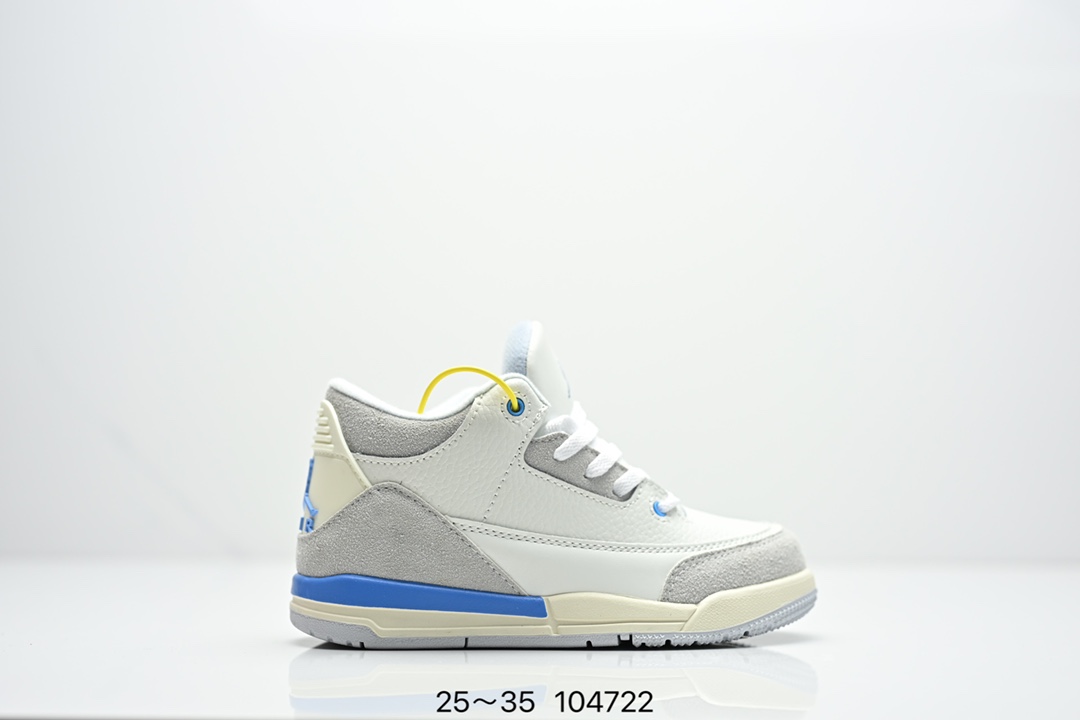 图片[7]-集合图 童鞋Air Jordan 3 Retro 复刻白水泥 AJ3 乔丹3代 aj3 乔3 经典复刻白水泥 乔丹篮球鞋系列 鞋身以白色为主调，采用优质皮革材质搭配鞋头及后跟处的经典元素爆裂纹，搭配灰色外底，简约而不失活力，纯色鞋身也很好地渲染了其不凡的质感。至于细节，该鞋款后跟处的Jumpman Logo同样采用黑色打造，鞋口及鞋面则添加了透气孔设计，更适合炎热的夏日。 货号：DN3707-100 尺码：如图所示-选品中心