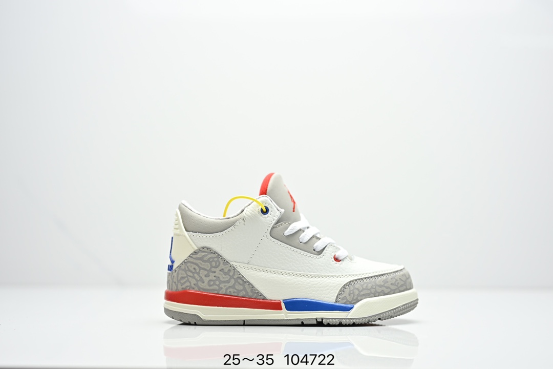 图片[3]-集合图 童鞋Air Jordan 3 Retro 复刻白水泥 AJ3 乔丹3代 aj3 乔3 经典复刻白水泥 乔丹篮球鞋系列 鞋身以白色为主调，采用优质皮革材质搭配鞋头及后跟处的经典元素爆裂纹，搭配灰色外底，简约而不失活力，纯色鞋身也很好地渲染了其不凡的质感。至于细节，该鞋款后跟处的Jumpman Logo同样采用黑色打造，鞋口及鞋面则添加了透气孔设计，更适合炎热的夏日。 货号：DN3707-100 尺码：如图所示-选品中心