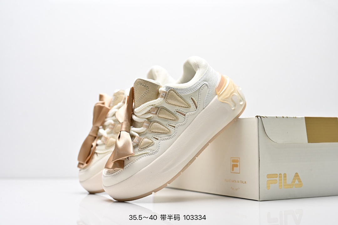 💰210
公司级✅FILA斐乐 CARROT WG 萝卜鞋 百搭休闲 轻松舒适 防滑减震耐磨 低帮 板鞋
货号:F12W511226FGF
尺码:35.5 36 36.5 37.5 38 38.5 39 40
编号：103334