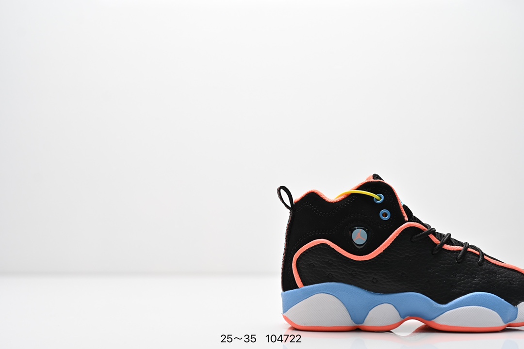 图片[2]-童鞋耐克 AJ 乔丹13代 Nike Air Jordan 13 Retro 篮球鞋复刻男子运动鞋 重现设计师汀克·哈特菲尔德广受赞誉的 1996 年鞋款设计，后者率先将 Zoom Air 缓震配置引入经典系列。鞋面采用优质材料，打造当季潮流风范。 优质材质组合鞋面，实现出色耐穿性 泡绵中底搭载全掌型 Zoom Air 缓震配置，塑就出众回弹的缓震效果 碳纤维稳定片 橡胶外底 货号：820276 001 尺码：童鞋-选品中心