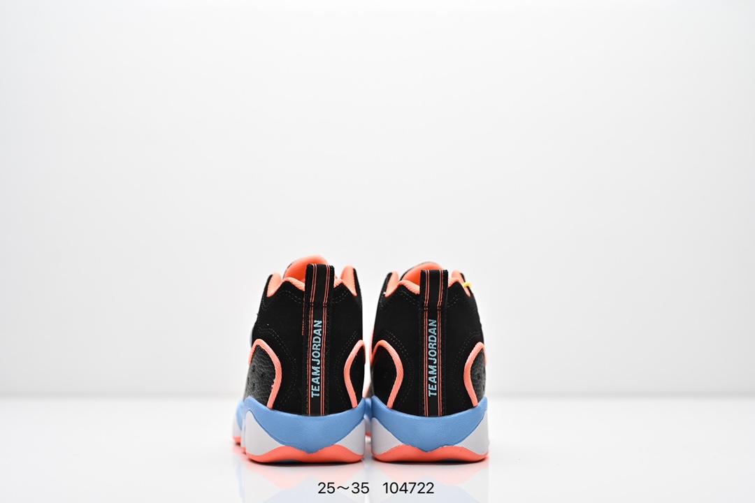 图片[7]-童鞋耐克 AJ 乔丹13代 Nike Air Jordan 13 Retro 篮球鞋复刻男子运动鞋 重现设计师汀克·哈特菲尔德广受赞誉的 1996 年鞋款设计，后者率先将 Zoom Air 缓震配置引入经典系列。鞋面采用优质材料，打造当季潮流风范。 优质材质组合鞋面，实现出色耐穿性 泡绵中底搭载全掌型 Zoom Air 缓震配置，塑就出众回弹的缓震效果 碳纤维稳定片 橡胶外底 货号：820276 001 尺码：童鞋-选品中心