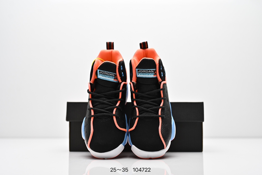 图片[8]-童鞋耐克 AJ 乔丹13代 Nike Air Jordan 13 Retro 篮球鞋复刻男子运动鞋 重现设计师汀克·哈特菲尔德广受赞誉的 1996 年鞋款设计，后者率先将 Zoom Air 缓震配置引入经典系列。鞋面采用优质材料，打造当季潮流风范。 优质材质组合鞋面，实现出色耐穿性 泡绵中底搭载全掌型 Zoom Air 缓震配置，塑就出众回弹的缓震效果 碳纤维稳定片 橡胶外底 货号：820276 001 尺码：童鞋-选品中心