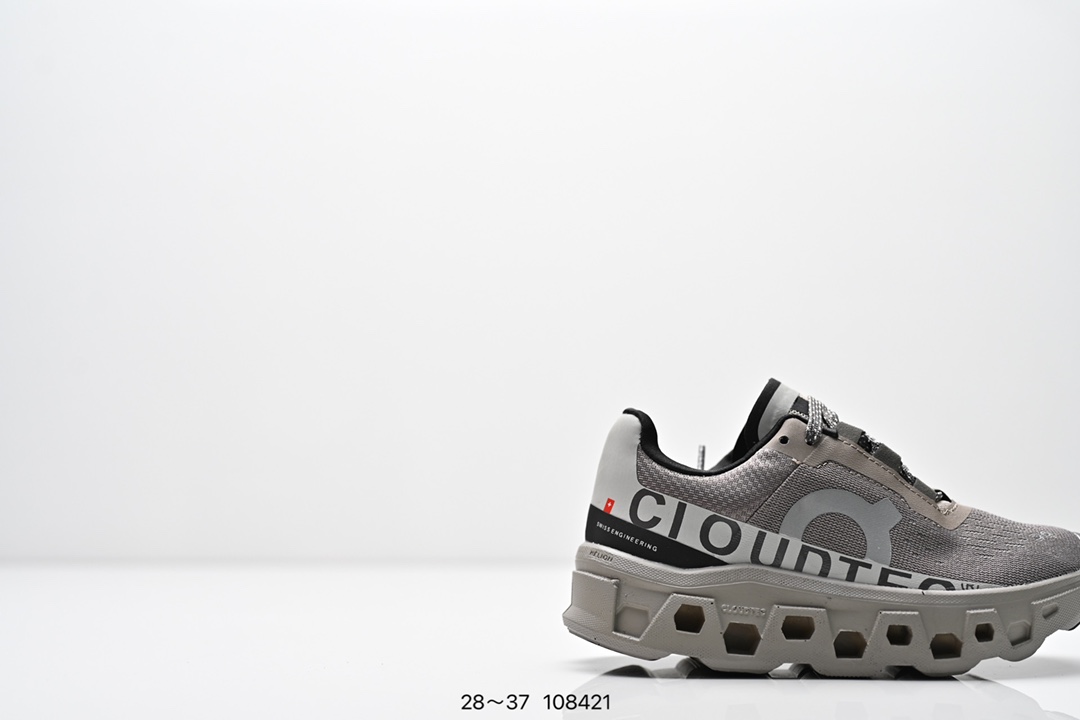 图片[2]-On昂跑Cloud X 童鞋28-37 舒适乐趣跑，缓震、轻量 On昂跑 Cloudsurfer上演中底“变形计” ，打破传统格局缔造柔软脚感。-选品中心