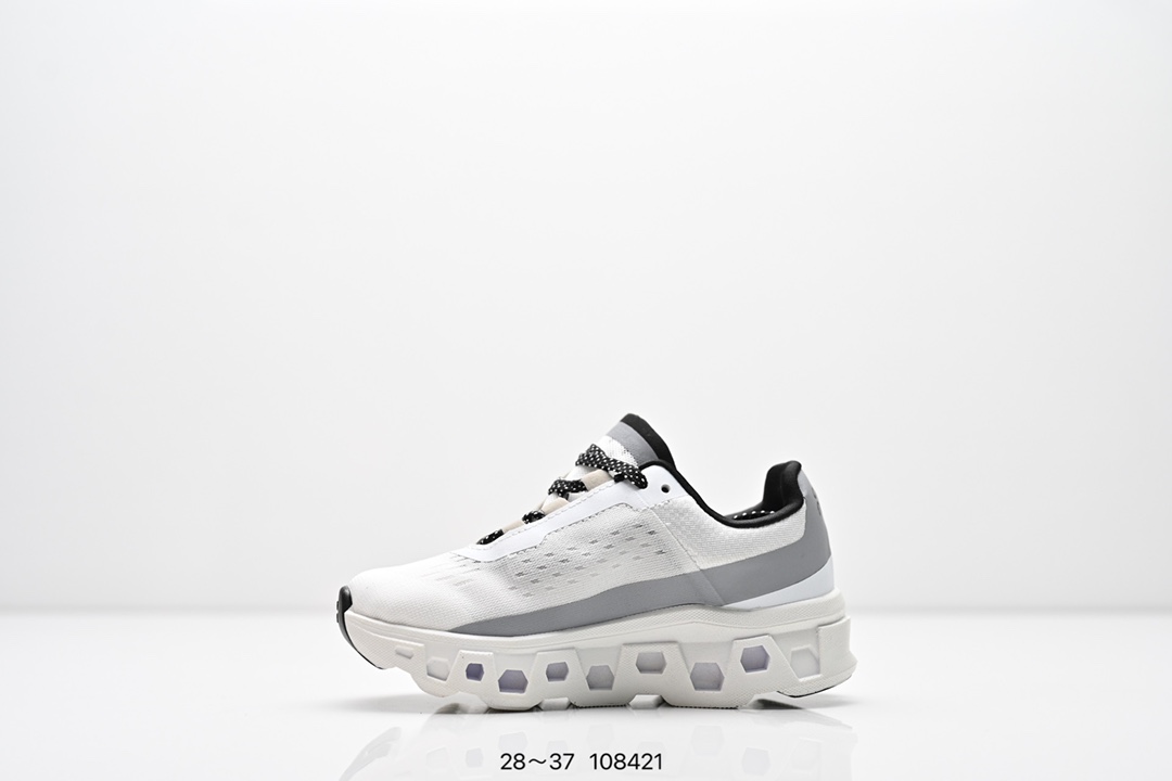 图片[3]-On昂跑Cloud X 童鞋28-37 舒适乐趣跑，缓震、轻量 On昂跑 Cloudsurfer上演中底“变形计” ，打破传统格局缔造柔软脚感。-选品中心