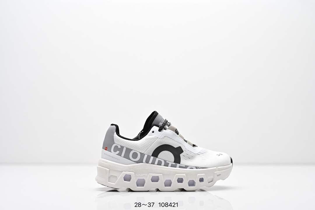 On昂跑Cloud X 童鞋28-37 舒适乐趣跑，缓震、轻量 On昂跑 Cloudsurfer上演中底“变形计” ，打破传统格局缔造柔软脚感。-选品中心